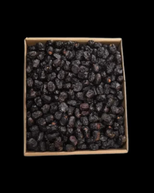 Royal Palm Ajwa Dates